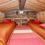 Karhunpesae By Interhome *